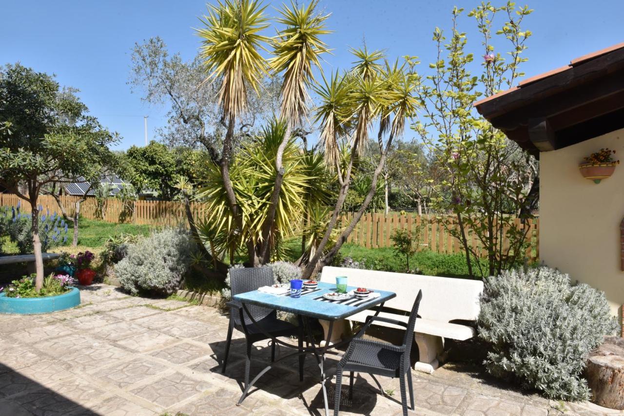 Villa Tina Santa Maria di Castellabate Exterior photo